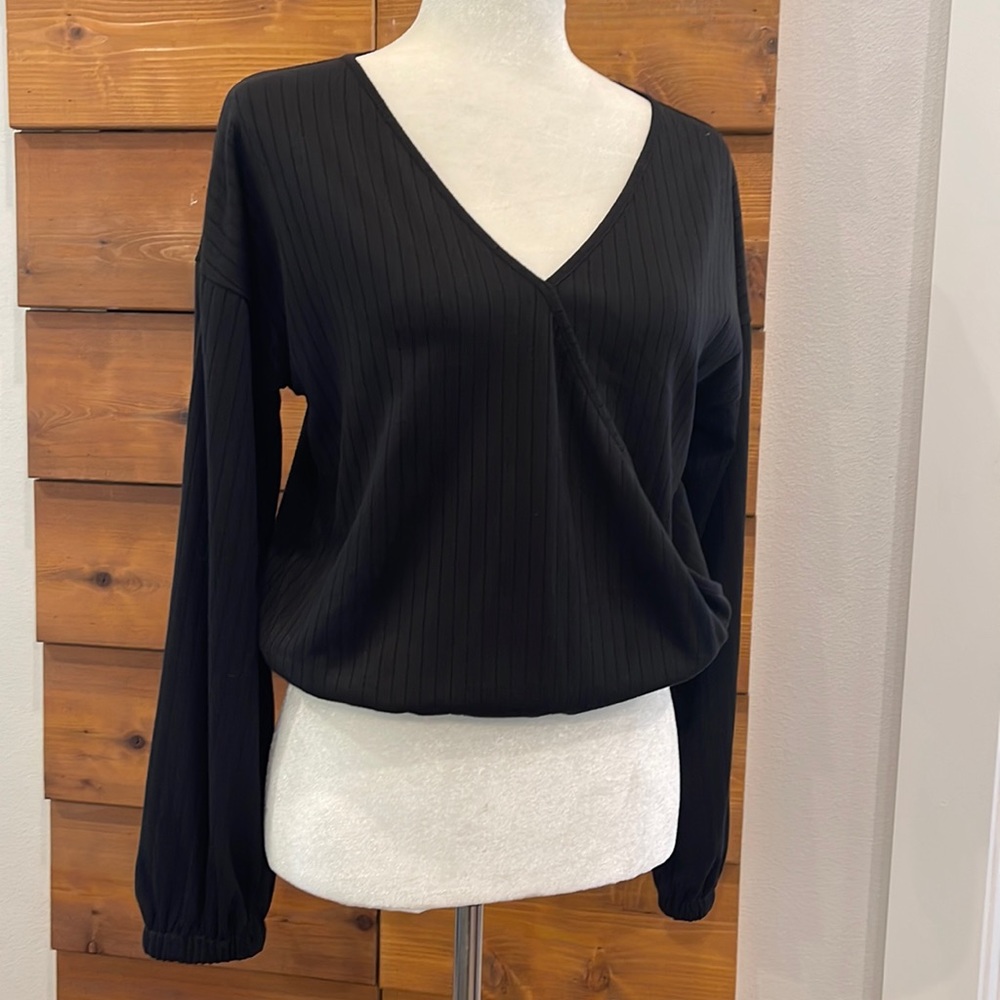 Black crop top